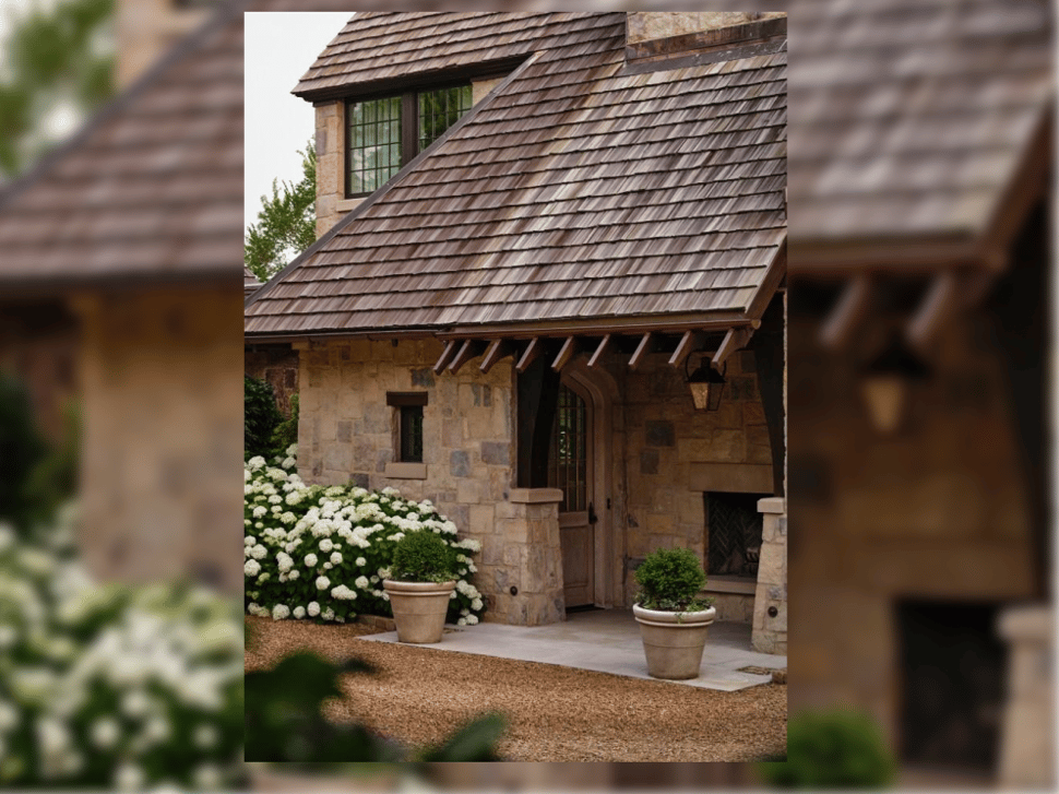 This home on the Tennessee River was inspired by the English countryside