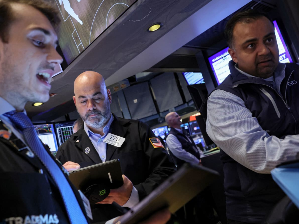 10-year Treasury yield continues June slide on signs of weak labor market 10-year Treasury yield continues June slide on signs of weak labor market