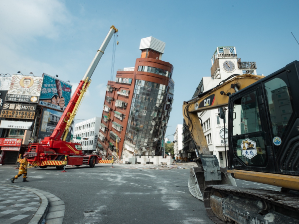 8918ed40-a2f2-4f7c-9de5-124eb85af15b 8918ed40-a2f2-4f7c-9de5-124eb85af15b