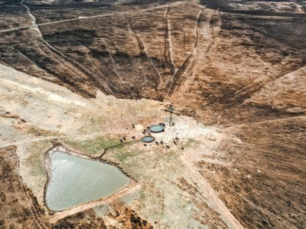 976a55f0-f4da-4ecc-b297-5edbc34af3d8 976a55f0-f4da-4ecc-b297-5edbc34af3d8