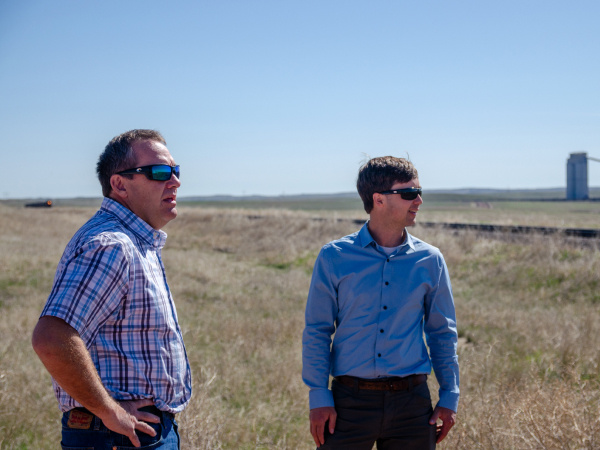 Mining the Sun_ Some in the Wyoming Epicenter of the Coal Industry Hope to Sustain Its Economy With Renewables Mining the Sun_ Some in the Wyoming Epicenter of the Coal Industry Hope to Sustain Its Economy With Renewables