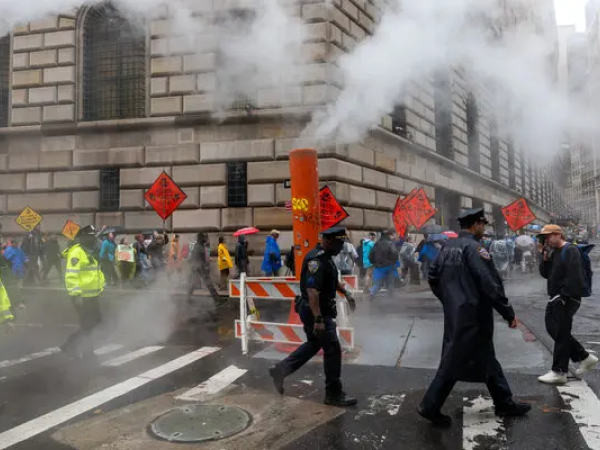 More Wall Street Firms Are Flip-Flopping on Climate. Here’s Why. More Wall Street Firms Are Flip-Flopping on Climate. Here’s Why.