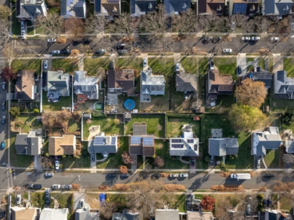 The US housing _lock-in effect_ –quantified The US housing _lock-in effect_ –quantified